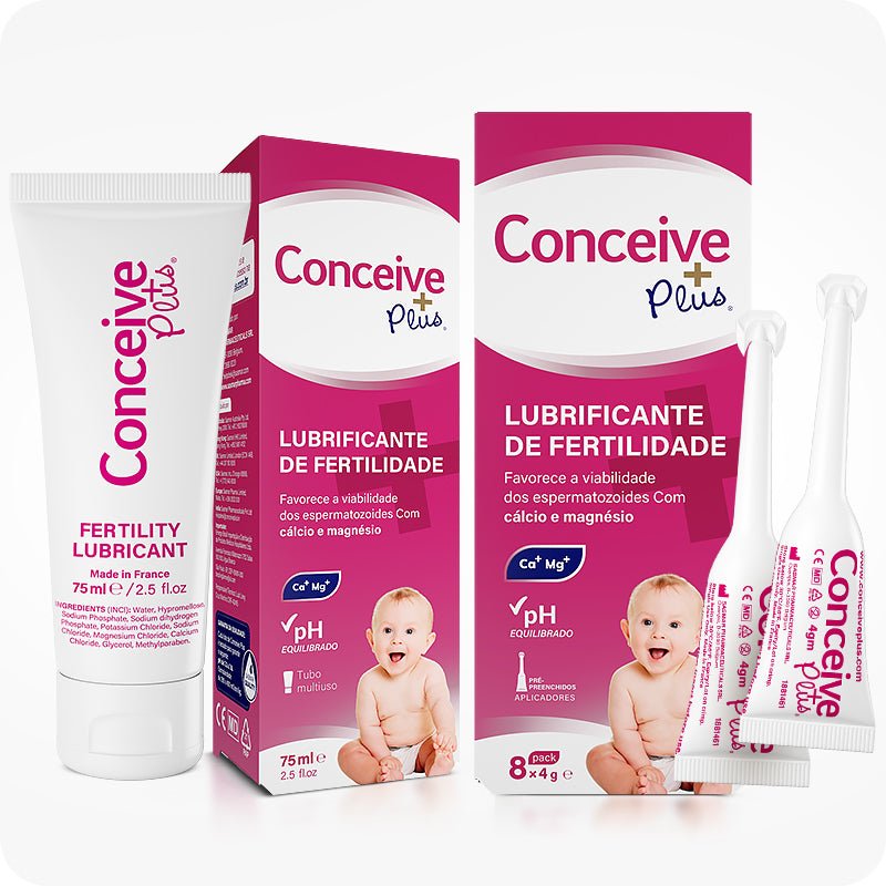 Conceive Plus Fertility Lubricant Tube + Applicators (PT) full product bundle displayed against a white background, featuring a 75ml fertility lubricant tube, two bold pink retail boxes—one upright and one tilted—and two individual pre-filled fertility lubricant applicators arranged beside them; packaging includes bilingual labeling in Portuguese with baby imagery, emphasizing sperm viability support and pH balance.
